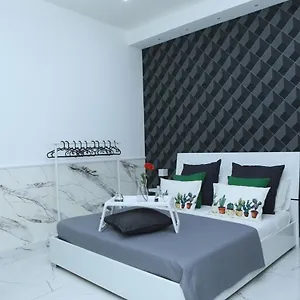 Apartmán Santi House, CTA